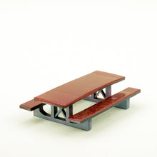 Load image into Gallery viewer, TABLE 4