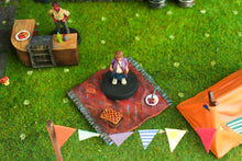 Load image into Gallery viewer, Frosty Faire - Thistlespring Home