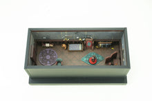 Load image into Gallery viewer, Mordred Manor - Fig's Room